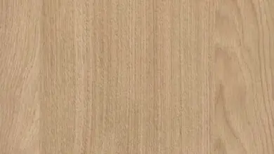 Detail dřevěné textury pro zadní stěnu skříně.