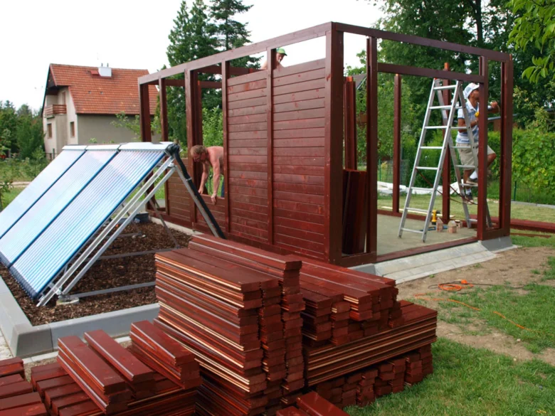 Stavba dřevěné zahradní kůlny s použitím impregnovaných prken